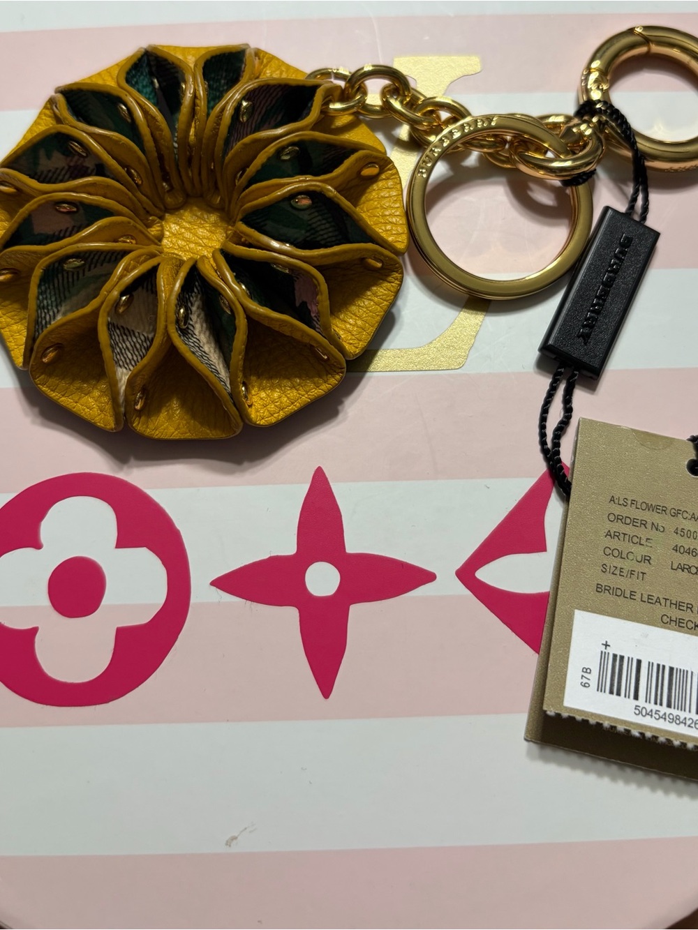 Burberry Leather Flower Key Charm